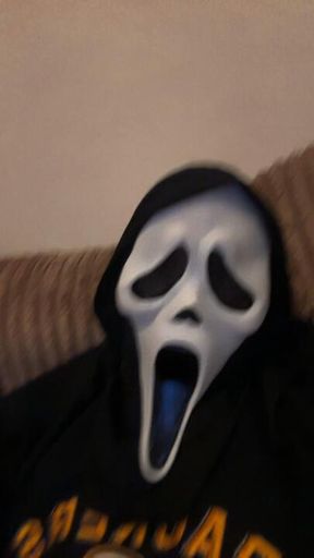 Scream mask cum shot