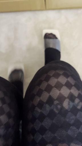 Nylon Feet