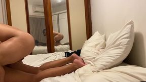 e os dois amigos ficou o dia todo comendo essa gostosa com ah nao no quis no pelo