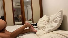 e os dois amigos ficou o dia todo comendo essa gostosa com ah nao no quis no pelo