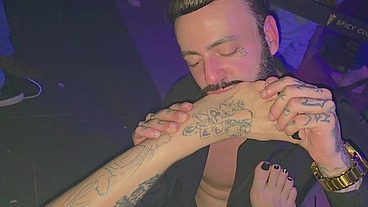 foot fetish session with professional fetishist at the swing club - real footage