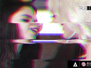 ALL BEAUTY MASSAGE - Hawt Masseuse Liz Jordan Shows Off Anything This babe Learned About Consummate Massages