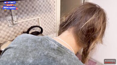 The flatmate-girl doesn't mind periodic fucking in the kitchen and get cum in her mouth and pigtails