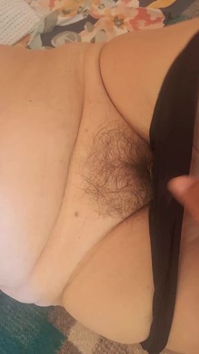 Carmencita putita madura mostrando su cuerpo desnudo a su amante