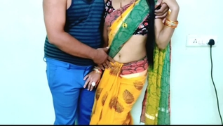 Desi indian wife enjoyed xxxfucking with dildo