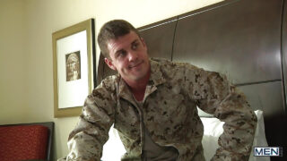 Дэрин Сильверс и Маркус Рул, большой член трахают в анал