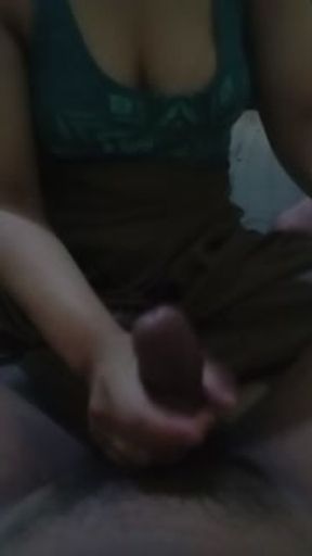 Awek tudung Melayu urut terbaru