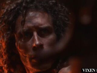 VIXENPLUS Charming Hotty Angie Faith Devours Hard Knob
