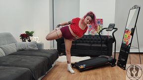 treadmill chubby girl exersice short tights big ass complete