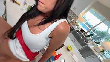 MILF Alyssia Vera suck my Dick and went cumming on her mouth