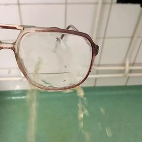 Grandpa&rsquo;s glasses piss soaked and coated