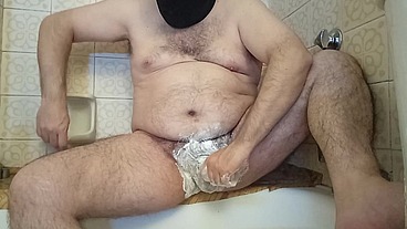 I shave my balls.