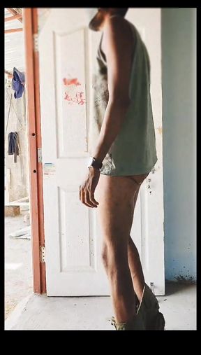 Wanking Boy Cumming in Outdoor