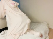 くまさんの着ぐるみでおちんちんしこしこオナニー♡　Hands-on masturbation with a penis in a stuffed bear
