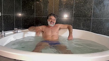 REENCONTREI A GOSTOSA ALESSANDRA MARQUES E FODI ATE O CUZINHO DESSA GOSTOSA