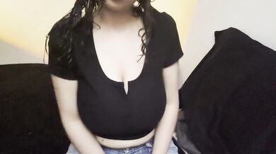 POV Novia Exclusive Latina Gushes Big Tits While Choking Hot Casero Girlfriend At Work