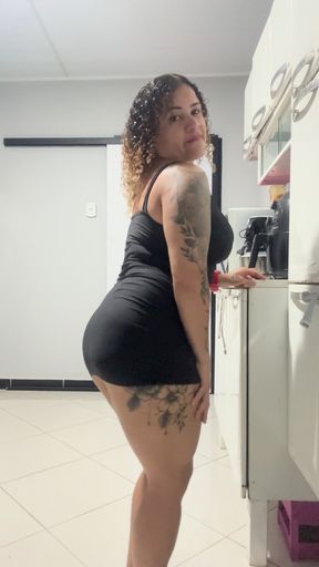 DANCING FUNK IN A SHORT DRESS AND NO PANTS