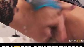Italian Hottie Gia Dimarco in Fishnets Makes Herself Squirt Like a Fucking Fountain
