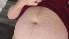 Giant Tom Lets Tiny Explore His Body