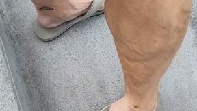 In flipflops on steps