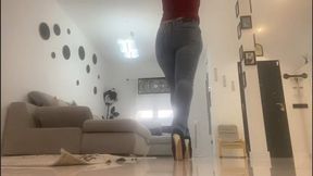 High heels and big Farts in Jeans