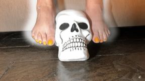 Juliette RJ on a feet teasing with oil on Halloween - JOI - SKULL - OILY FEET - LONG TOENAILS - CUM ORDERS - FAST ORGASM