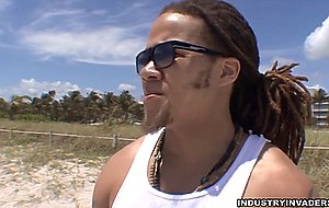 Brunette country girl gets bbc on south beach —