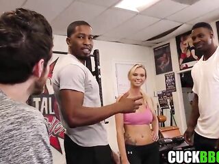 Cuckold Spouse Watching Wife Threesomed By BBC at Gym
