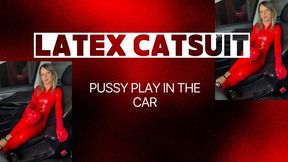 car pussy play in latex