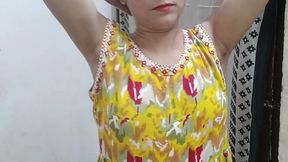 Step sister ko nanga karke choda paani nikal gya