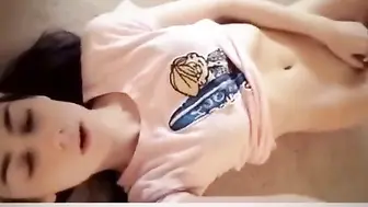Amateur Daddy Fucks Young Twink in Raw Homemade Video