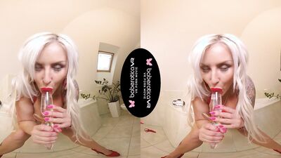 Solo blonde big tits Jarushka Ross hevy masturbating with glass in VR.