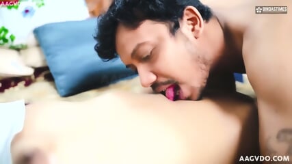 Sexy Shraboni BindasTimes