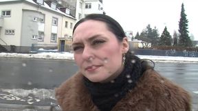 Picked up German babe plays with dildo for the cameraman