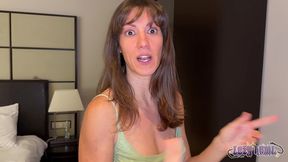 very wet threesome with two sexy milfs