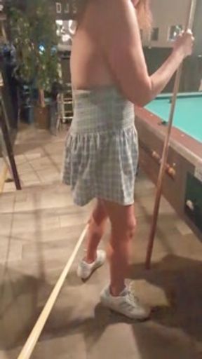 The moment he realized his tinder date wasn't wearing any panties