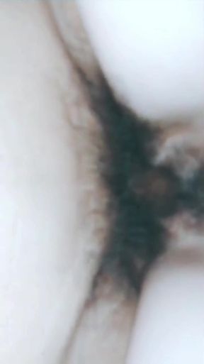 My sister-in-law's wedding dress is swollen and swollen   Clip 1