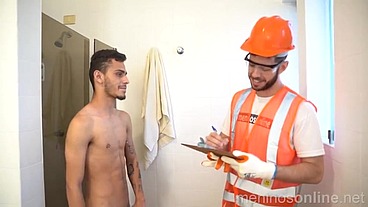 Pau imenso - Leandro Leme