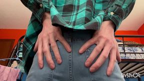 kinky twink niko springs spanks and fingers his big ass