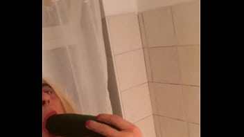 ECATERINAX piss with zucchina