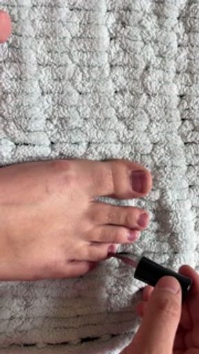 I paint my legs