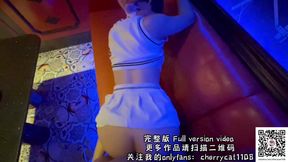1888叫了个头牌ktv公主，直接在包厢表演绝活