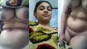 Dhakaia bhabhi'r mega size bishal boro dudh expose korar MMS