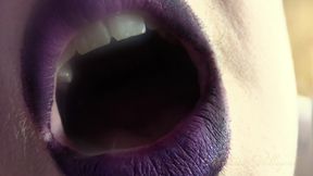 Purple Lip Smoke Play