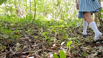 Pinay teen college meet their school guard secretly in the jungle and fucked until cum in pussy