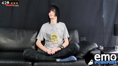 Twink Hottie Jacking Off For You #2" or "[Hot_twink]'s Masturbation Session". This new title is more descriptive of what viewers can expect from this solo twerk boy masturb