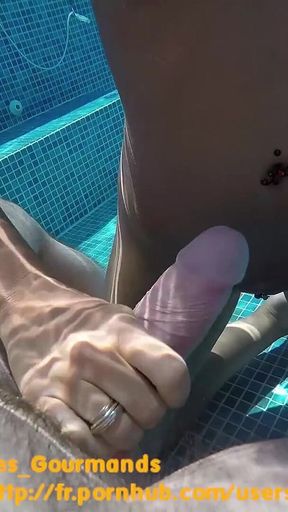 Hot MILF with Buttplug in the Pool, Fucked, Big Cumshot