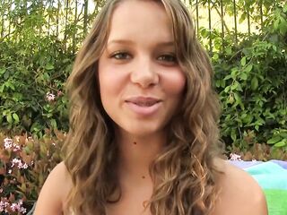 Creampie-Merely Liza Rowe: Screw Her and Fill Her Up