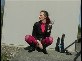 Tranny Isabella loves Latex n pleasures her cunt