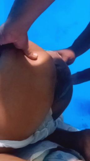Watch I gaping her pussy doin' fart   Clip 1